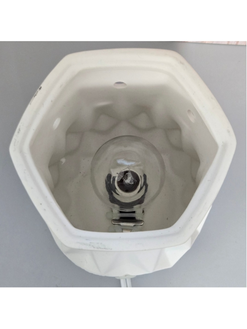 Scentsy Alabaster Warmer White Ceramic Geometric Electric Wax Warmer Retired - Picture 4 of 6